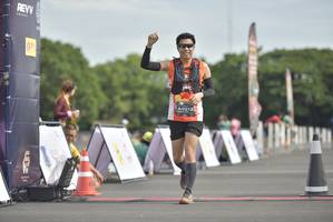 BIB: 0213
                            <button type="button" onclick="openModal(4942241)" class="btn btn-primary btn-sm float-right btn-popup" data-toggle="modal" data-target=".modal-high-quality">
                        <i class="fas fa-shopping-cart"></i> Add to Cart
                    </button>
                                            <button type="button" onclick="isThisMe(4942241, true)" class="btn btn-success btn-sm float-right btn-popup btn-isme hidden" data-toggle="tooltip" data-placement="bottom" title="นี่คือรูปของคุณใช่ไหม คลิกที่นี่เพื่อเอาเข้าอัลบั้ม">
                        <i class="fas fa-plus"></i> Add to album
                    </button>
                    <button type="button" onclick="isThisMe(4942241, false)" class="btn btn-warning btn-sm float-right btn-popup btn-isnotme hidden">
                        <i class="fas fa-ban"></i> Remove from album
                    </button>